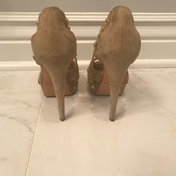 Brian Atwood suede platform gold studded sandal - Picture 3 of 4